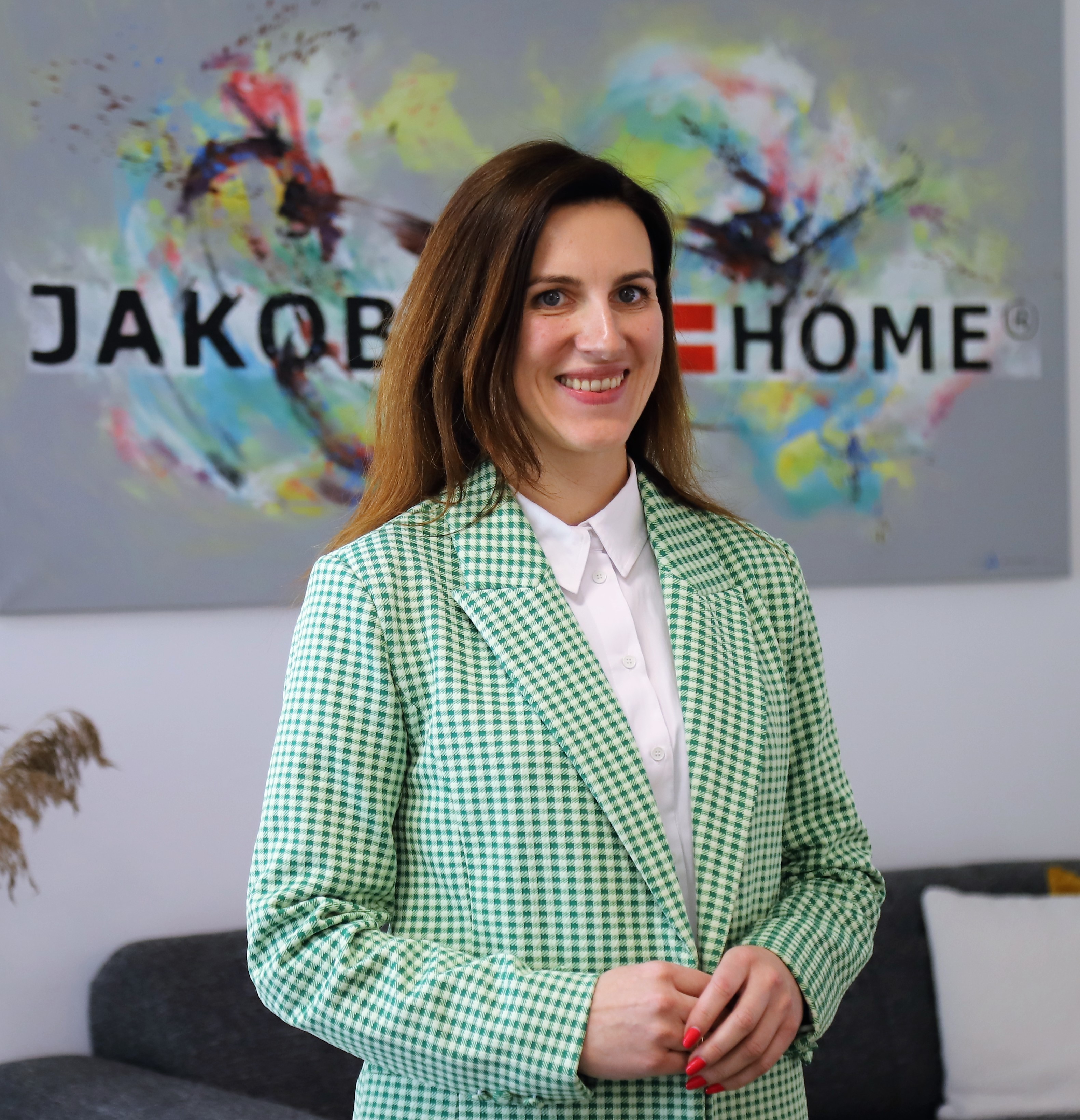 „Jakobsen Home Co“ įmonės gamybos vadovė Indrė Bardzilauskienė: „Tarp savo klientų esame žinomi kaip kokybiškų baldų gamintojai. Kokybė mums buvo, yra ir bus svarbi“. Zi­tos Stan­ke­vi­čie­nės nuotr.