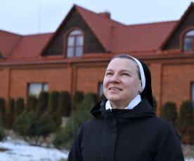Tarnauti į Alytų sesuo Emanuelė atvažiavo 2005 metais. Zitos STANKEVIČIENĖS nuotr.