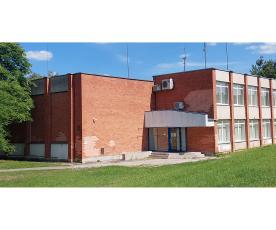 HUB’as, kuriam suplanuota 6 mln. eurų europinė parama, turi atsirasti šiame šilumininkams nereikalingame pastate Spor­to ir rek­re­a­ci­jos cen­tro kai­my­nys­tė­je. Sau­lės Pin­ke­vi­čie­nės nuotr.     