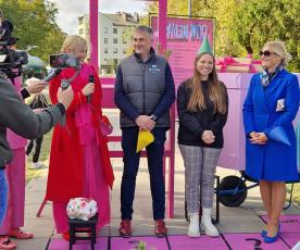  Jurgita Šukevičienė, Alytaus teatro direktorė Inesa Pilvelytė, „Alitos“ generalinis direktorius Vitalijus Aksiutinas ir „Pokyčių ambasados“ vadovė Klementina Gruzdienė.