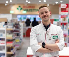 „Eurovaistinės“ vaistininkas Mindaugas Rutalė. „Eurovaistinės“ vaistininkas Mindaugas Rutalė.