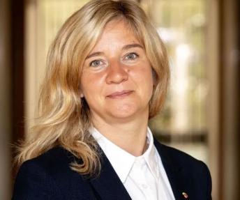 Sandra S.